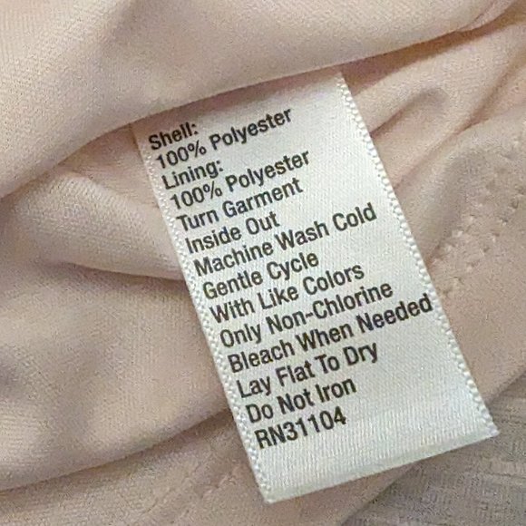 The Limited Pleated Top - Picture 3 of 6